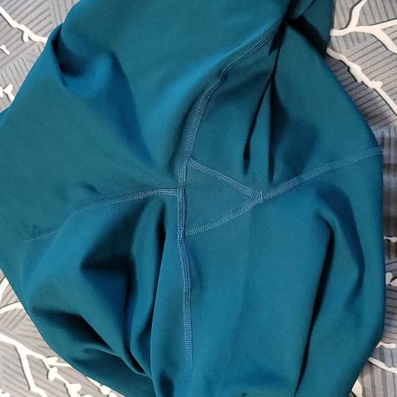 Fabletics leggings - Picture 6 of 6